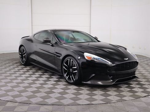 Used 2015 Aston Martin Vanquish Coupe image 3
