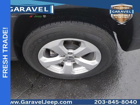 Used 2019 Jeep Compass Latitude w/ Popular Equipment Group AWD/4WD image 26
