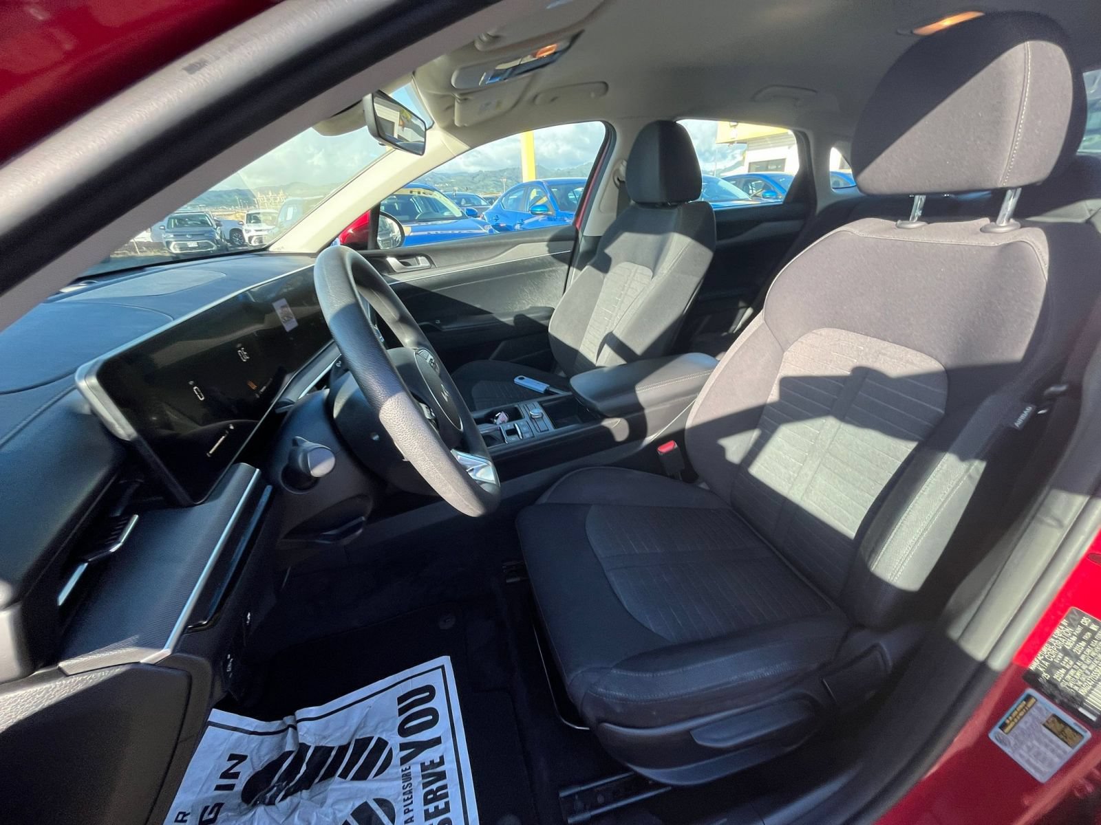 Used 2025 Kia K5 LXS FWD image 33