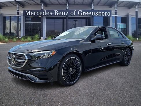 New 2026 Mercedes-Benz E 350 4MATIC Sedan image 2