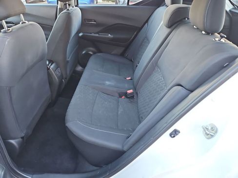 Used 2021 Nissan Kicks SV image 24