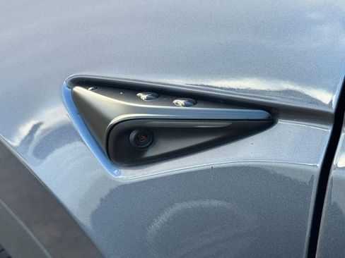 Used 2023 Tesla Model Y Long Range AWD/4WD image 20
