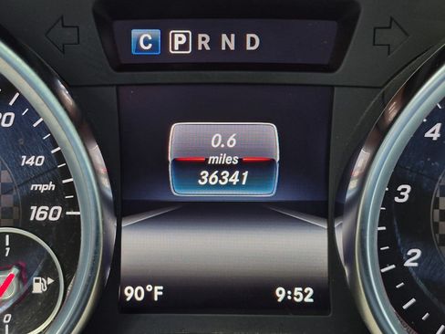 Used 2017 Mercedes-Benz SLC 300 image 21