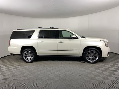 Used 2015 GMC Yukon XL Denali w/ Touring Package image 2