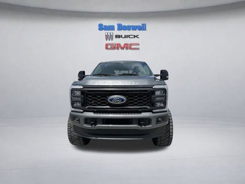 Used 2024 Ford F250 Lariat w/ Sport Appearance Package AWD/4WD image 4