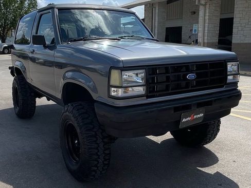 Used 1989 Ford Bronco II 2WD image 2