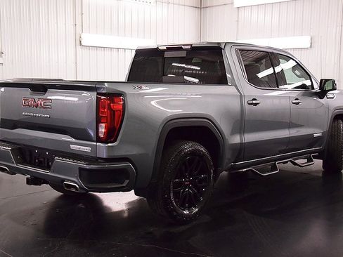 Used 2021 GMC Sierra 1500 Elevation w/ Preferred Package image 8