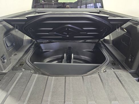 Used 2024 Rivian R1T Adventure image 25