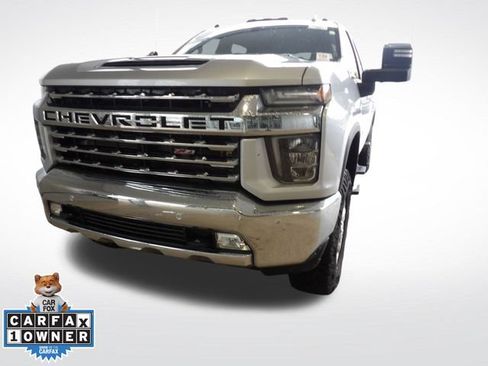 Used 2022 Chevrolet Silverado 2500 LTZ AWD/4WD image 4