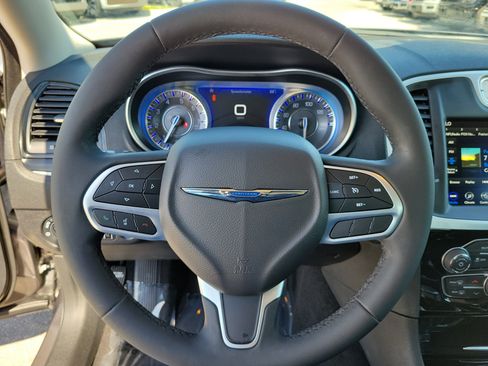Used 2023 Chrysler 300 Touring L RWD image 25