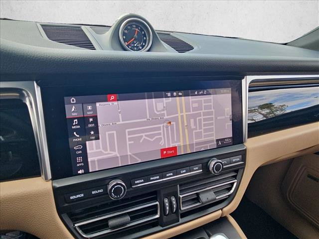 Used 2021 Porsche Macan AWD/4WD image 12