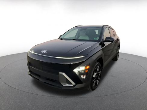 Used 2025 Hyundai Kona SEL image 7