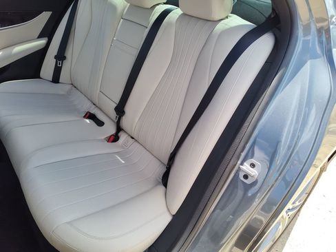 Used 2019 Mercedes-Benz E 300 image 33