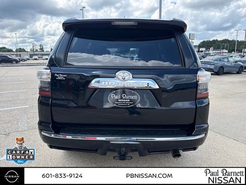 Used 2024 Toyota 4Runner Limited RWD image 12