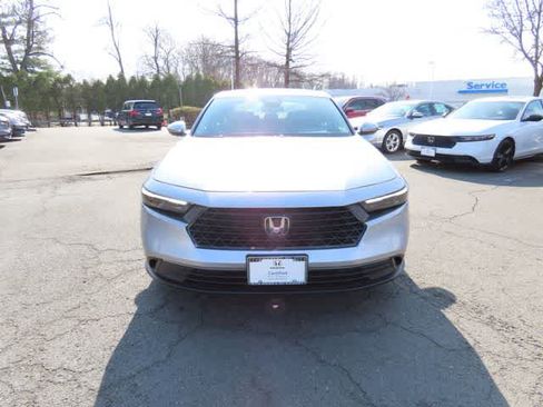 Certified 2025 Honda Accord LX image 6