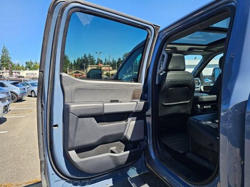 Used 2023 Ford F350 Lariat w/ Lariat Ultimate Package AWD/4WD image 16