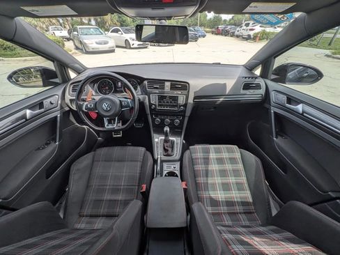 Used 2017 Volkswagen GTI Sport FWD image 8