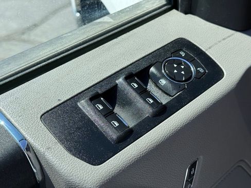 Used 2016 Ford F150 XLT AWD/4WD image 10