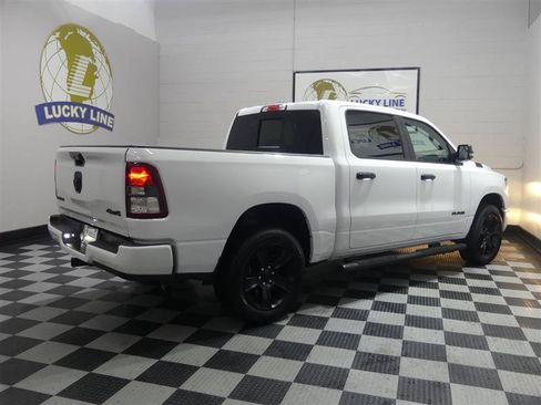 Used 2023 RAM 1500 Big Horn AWD/4WD image 10