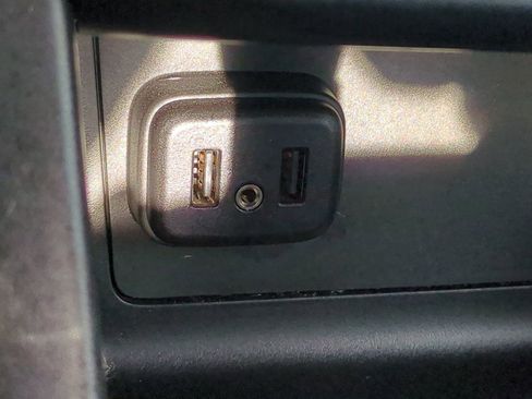 Used 2022 Chevrolet Colorado Z71 image 21