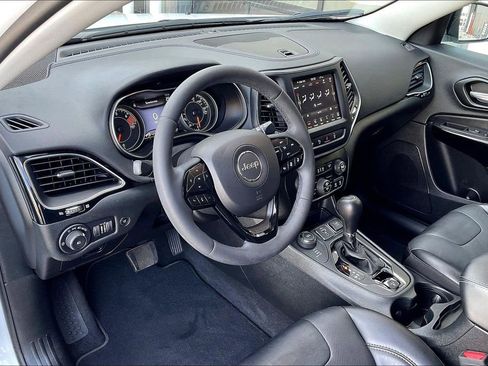 Used 2023 Jeep Cherokee Altitude Lux AWD/4WD image 13
