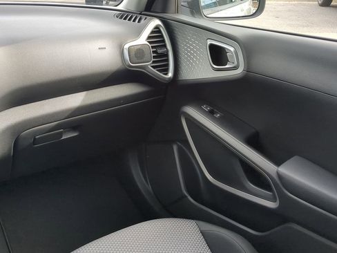 Certified 2023 Kia Soul LX w/ Option Group 015 FWD image 17