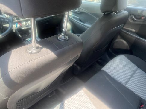 Used 2020 Hyundai Kona SE AWD/4WD image 16