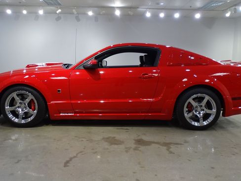 Used 2007 Ford Mustang GT RWD image 6
