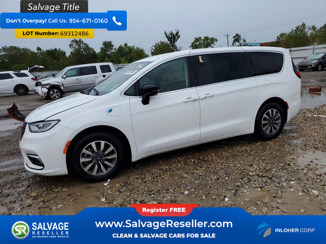 Used 2024 Chrysler Pacifica Limited FWD image 1
