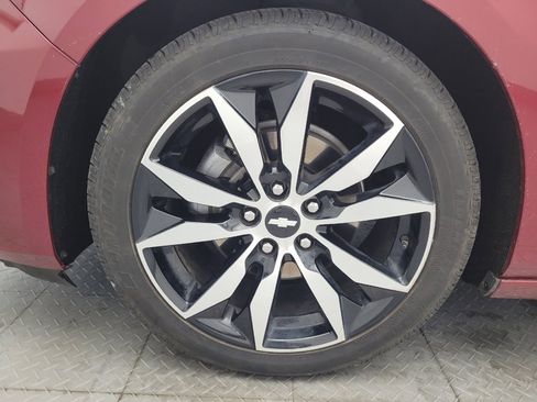 Used 2018 Chevrolet Malibu LT w/ Leather Package FWD image 31