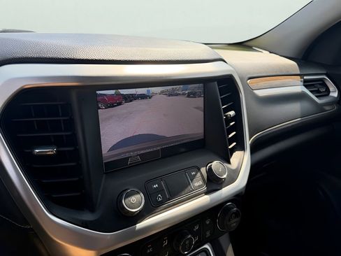 Used 2023 GMC Acadia SLE w/ Driver Convenience Package FWD image 27