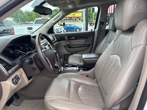 Used 2014 GMC Acadia Denali FWD image 16