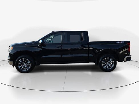 Used 2023 Chevrolet Silverado 1500 LT AWD/4WD image 7