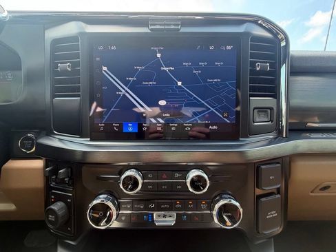 Used 2025 Ford F250 Lariat w/ Black Appearance Package AWD/4WD image 10