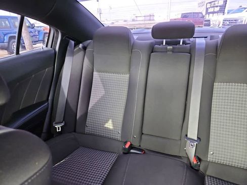 Used 2022 Dodge Charger R/T w/ Blacktop Package image 12