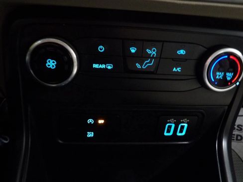 Used 2019 Ford EcoSport S image 15