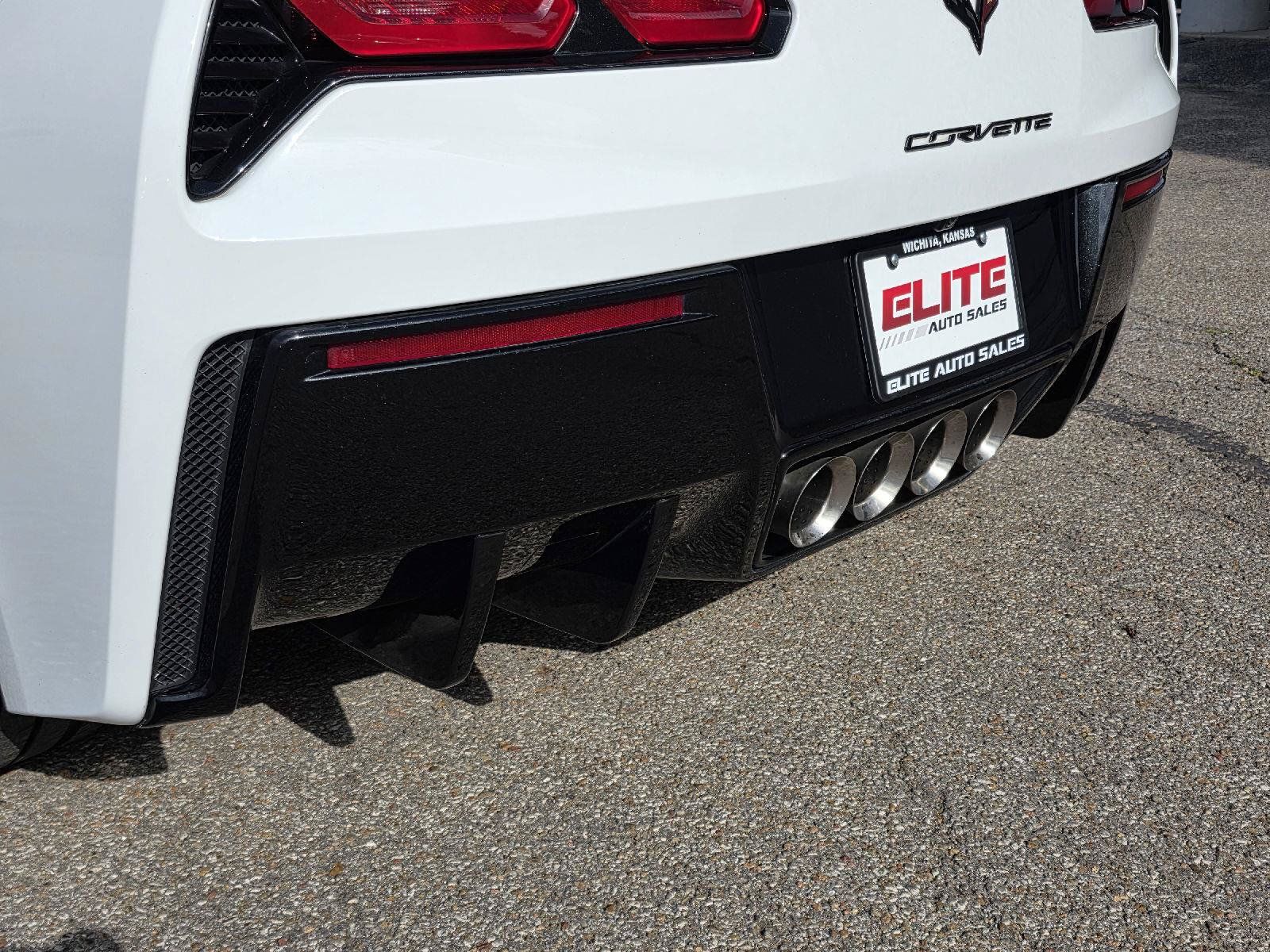 Used 2016 Chevrolet Corvette Stingray Coupe w/ 2LT Preferred Equipment Group RWD image 40