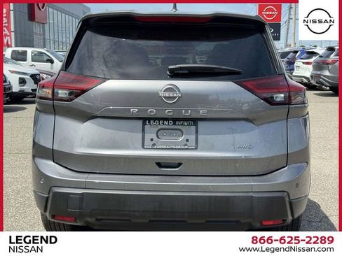Used 2026 Nissan Rogue SV w/ SV Premium Package AWD/4WD image 6