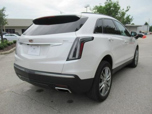 Used 2024 Cadillac XT5 Sportv w/ LPO, Floor Liner Package AWD/4WD image 8