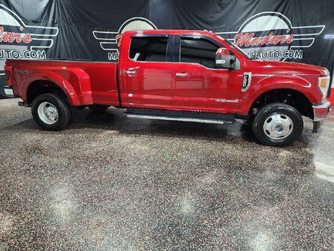 Used 2020 Ford F350 XLT w/ XLT Premium Package image 8