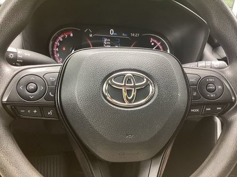Used 2023 Toyota RAV4 XLE AWD/4WD image 18