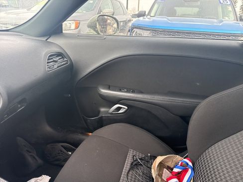 Used 2023 Dodge Challenger R/T w/ Blacktop Package image 13