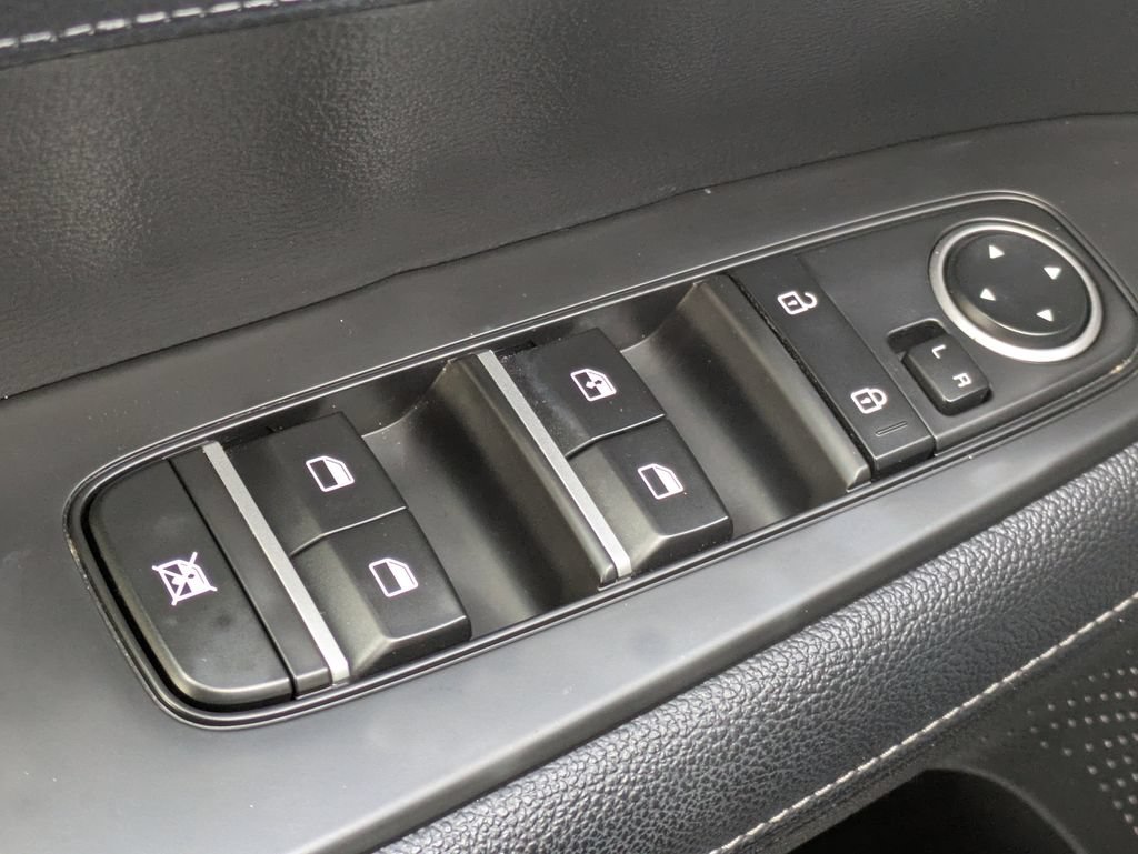 Used 2023 Kia Forte GT-Line w/ GT-Line Premium Package FWD image 23