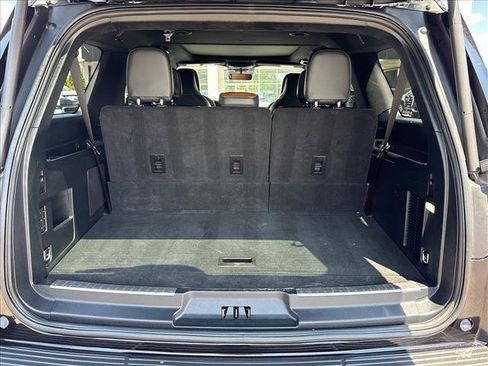 Used 2021 Lincoln Navigator L Reserve AWD/4WD image 22