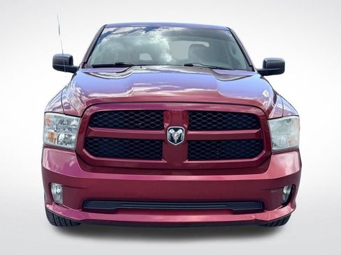 Used 2014 RAM 1500 Express RWD image 9