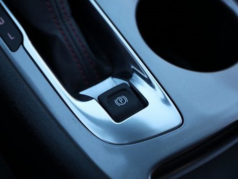 Used 2025 Chevrolet Malibu RS image 24