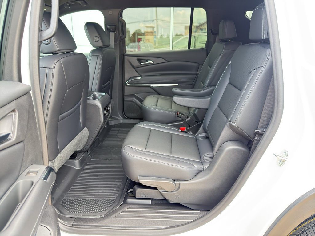 New 2026 Chevrolet Traverse LT w/ Driver Confidence Package FWD image 33