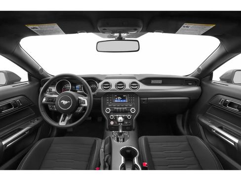 Used 2015 Ford Mustang Coupe RWD image 9