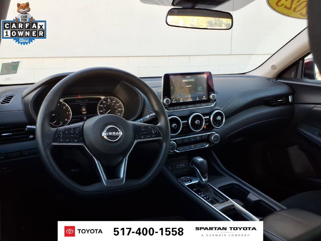 Used 2025 Nissan Sentra SV FWD image 12