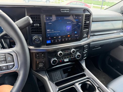 Used 2026 Ford F250 Lariat w/ Tremor Off-Road Package AWD/4WD image 19